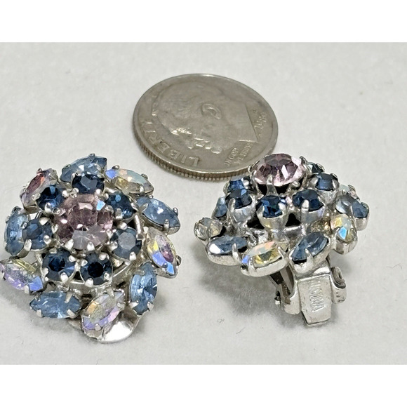 Vtg Blue Austria Crystal Aurora Borealis Prong Set Clip On Earrings Silver-tone - Picture 13 of 16